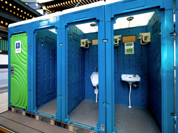 Best Portable restroom trailer rental  in Watertown, WI